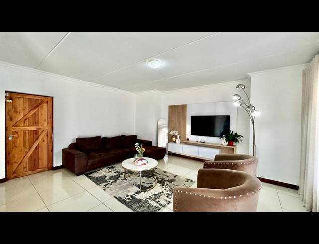 3 BEDROOM HOUSE FOR SALE IN WILLOW GLEN